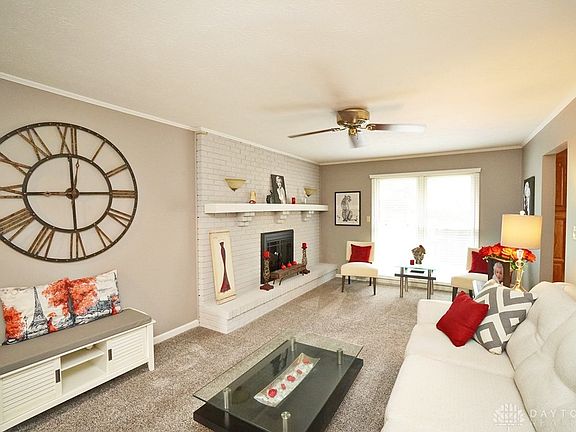 5th image of 7573 Lake Meadow Ct