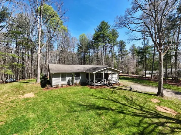 344 Woodland Dr, Blairsville, GA 30512