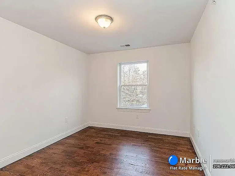 317 14th Ave #3 — Photo 17