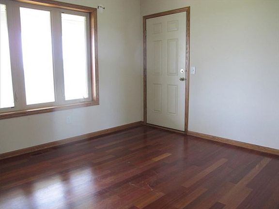 4th image of 13450 122nd St S