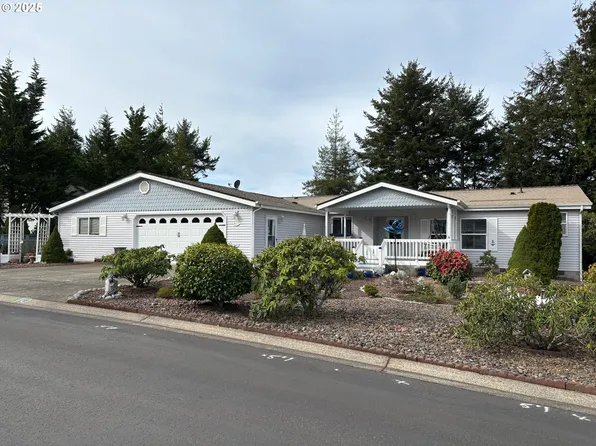 917 Lillie Circle Dr, Florence, OR 97439