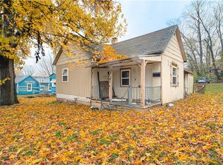 2720 S 23rd St, Saint Joseph, MO 64503