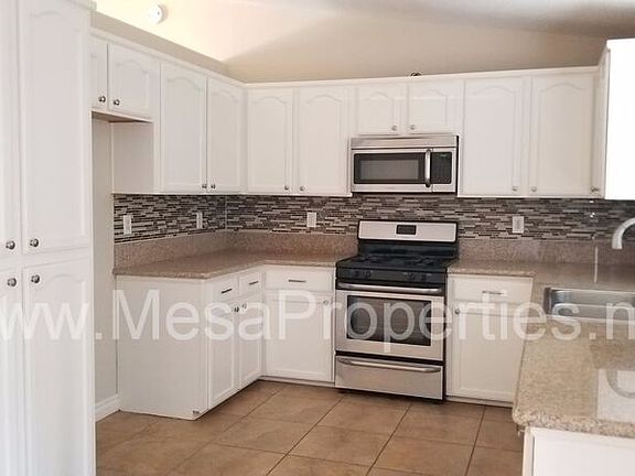 4th image of 8097 El Cerrito Ave