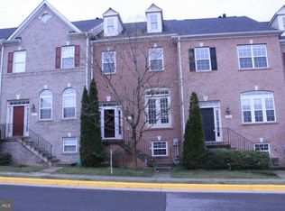 4575 Derring Ln, Fairfax, VA 22030