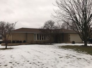 57188 Peggy Dr, South Bend, IN 46619