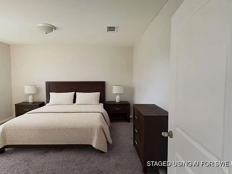 11919 Greenmesa Dr — Photo 7