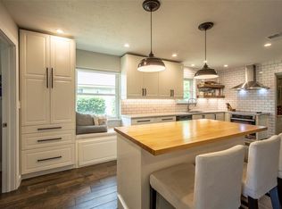 3914 Cypress Lake Dr, Spring, TX 77388