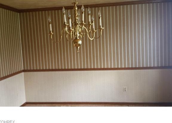3rd image of 463 Garden Valley Ct