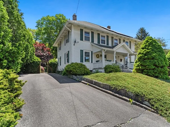 217 Main St #1, Gilbertville, MA 01031