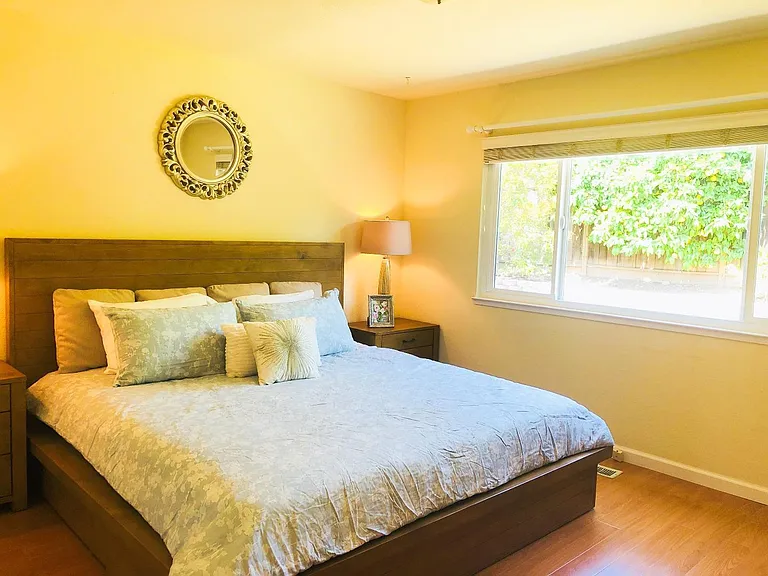 1152 Adams Dr — Photo 6