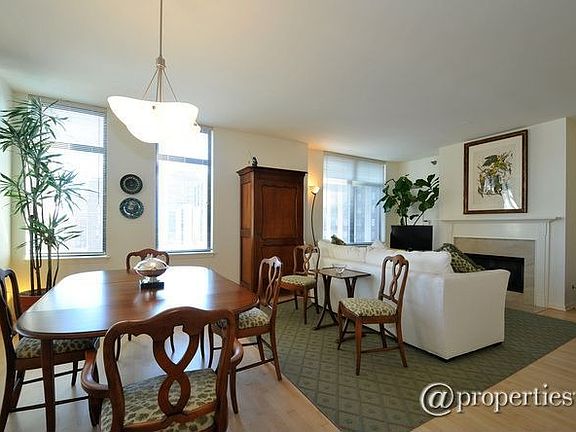 Living Room/Dining Room