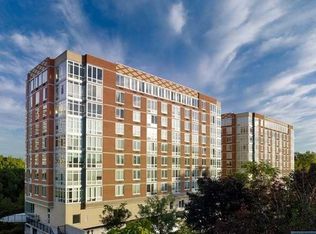 800 12th St APT 706, Palisades Park, NJ 07650