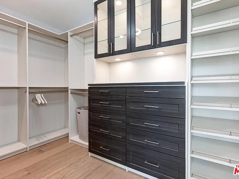 489 S Willaman Dr — Photo 40