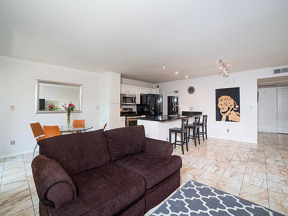 3rd image of 2700 Cahuenga Blvd E APT 1202