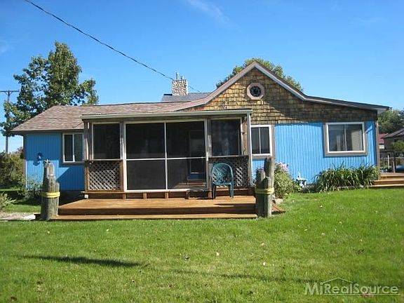 3rd image of 7189 McDonald St