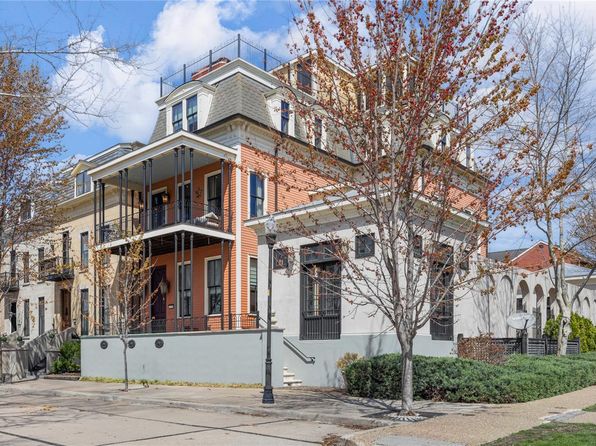 3520 Galt House Dr, Saint Charles, MO 63301
