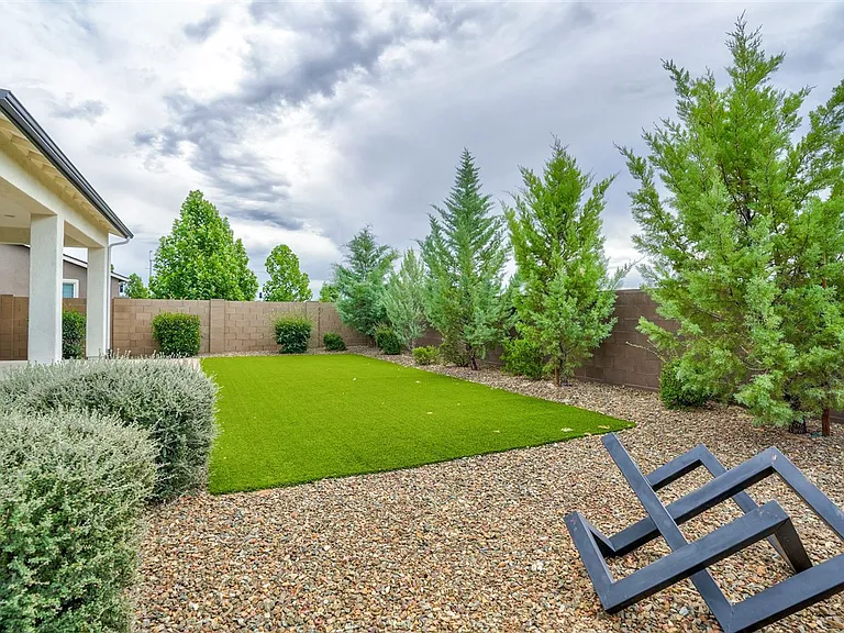 6881 Claret Dr — Photo 25