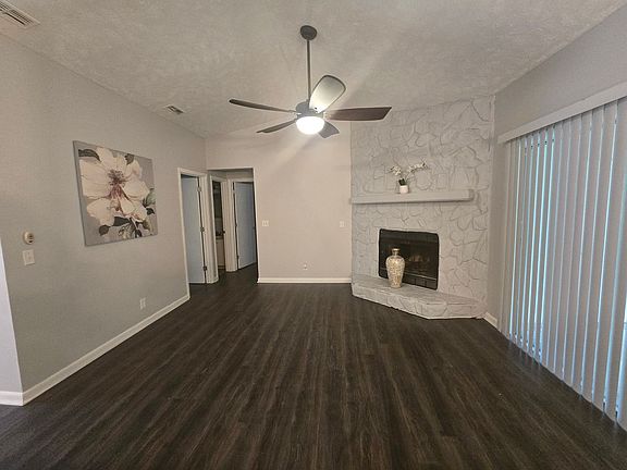3rd image of 6764-8 Willowbrook Dr