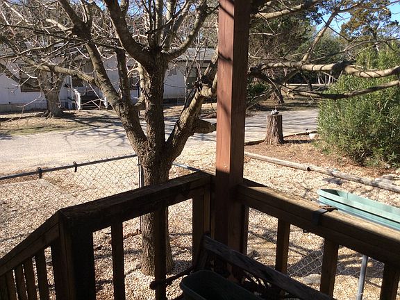 5th image of 141 Whispering Woods Loop