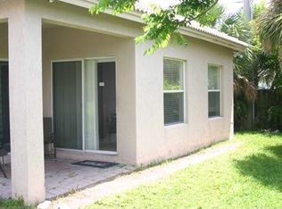 3400 Willow St, Lauderdale Lakes, FL 33311