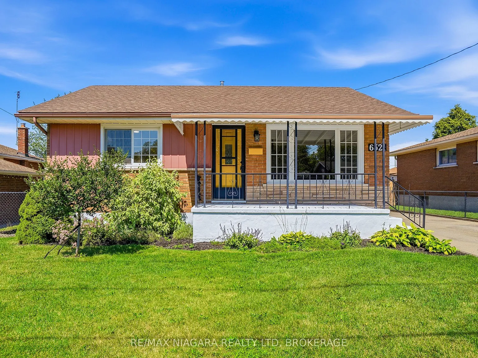 4 bed, $2,300 — Photo 3