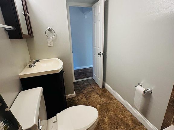 4th image of 13016 Kenmar Dr
