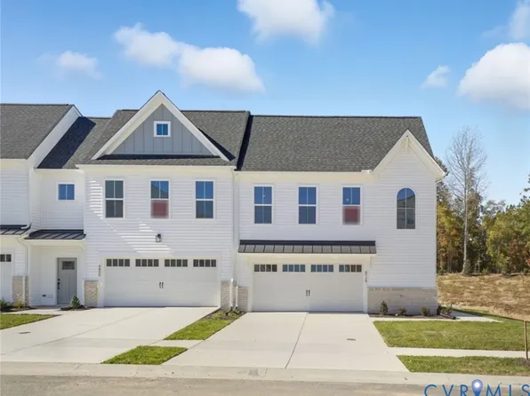 6718 Sunrise Oasis Ln, Midlothian, VA 23112