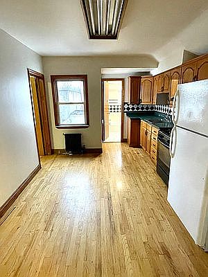 5th image of 35-53 9th St #2