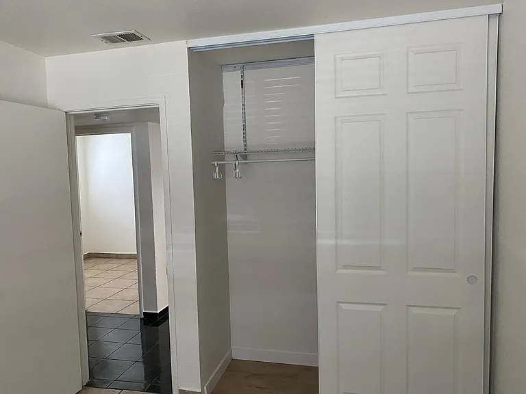 115 Cortland Cir #1 — Photo 9