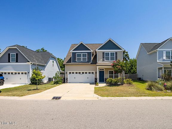 2nd image of 4637 Runaway Bay Lane