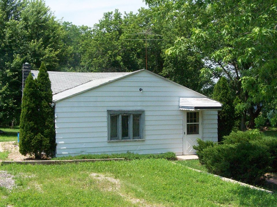 2nd image of 3088 Breckel Hwy
