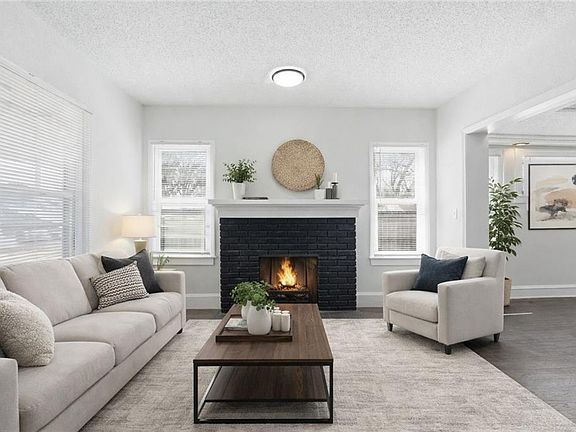 3rd image of 3218 Benton Blvd