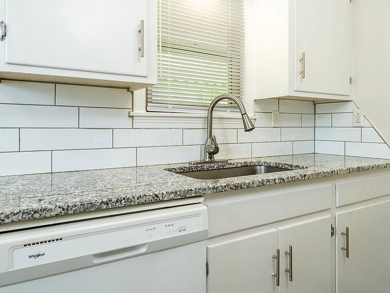 4710 E Mount Vernon St #4710 — Photo 17