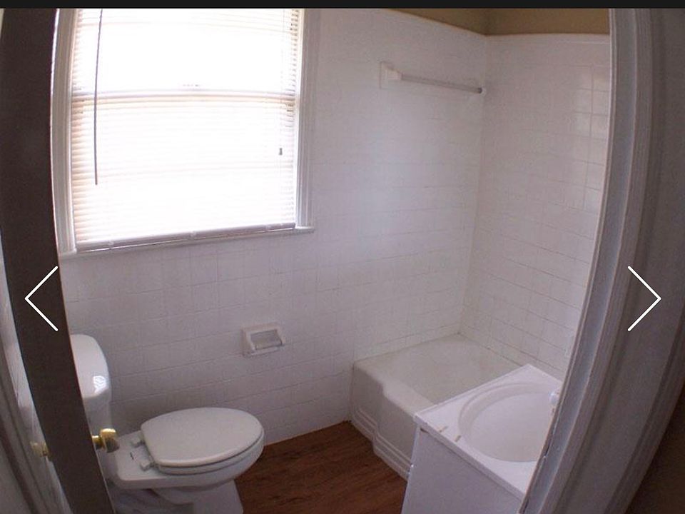 1st image of 1732 University St