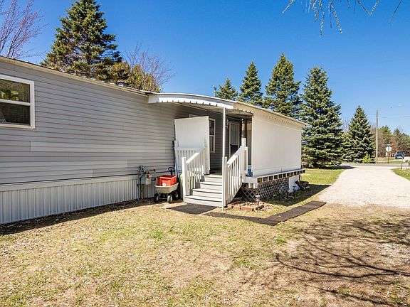 2nd image of 10781 Riley Rd