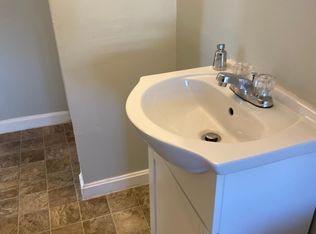 365 Crescent St #13, Brockton, MA 02302