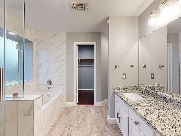 1009 Crimson Cove Dr — Photo 35
