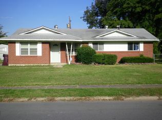 1303 S Utah St, Pine Bluff, AR 71601