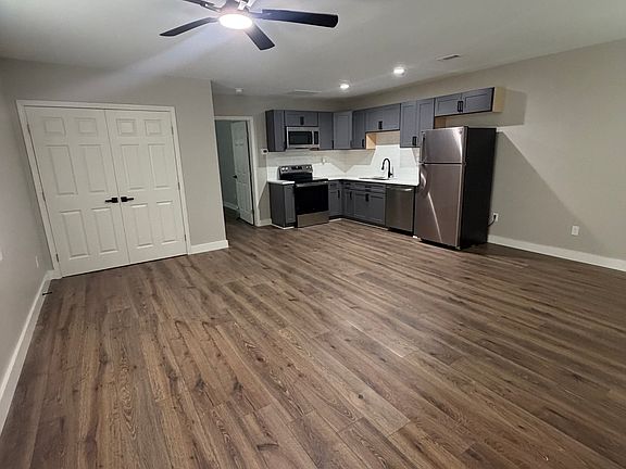 3rd image of 64 Wesley St #B