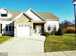 215 Baltusrol Dr, Charles Town, WV 25414