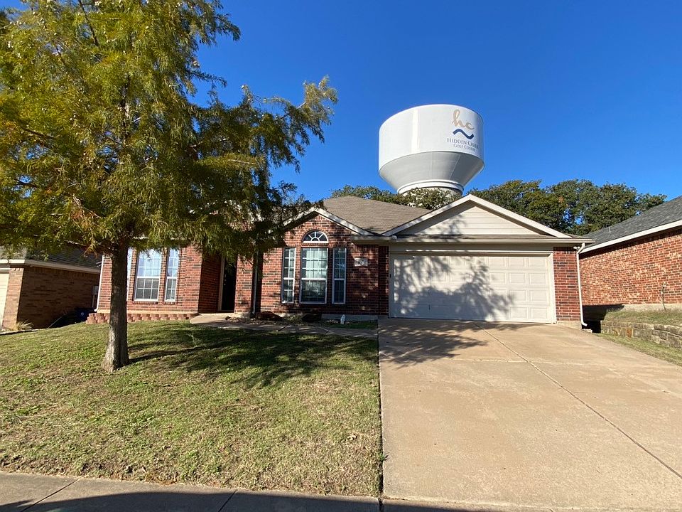 1st image of 920 Hidden Oaks Dr
