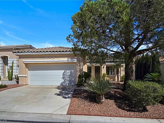 2nd image of 10104 Pinnacle View Pl
