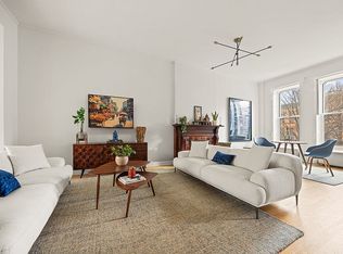 426 8th St, Brooklyn, NY 11215