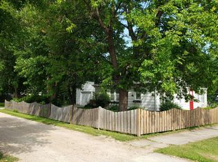 415 3rd Ave NE, East Grand Forks, MN 56721