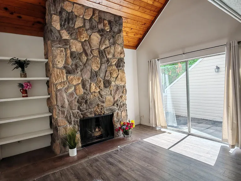 2690 S Xanadu Way — Photo 16