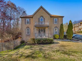 7945 Yancey Dr #1, Falls Church, VA 22042