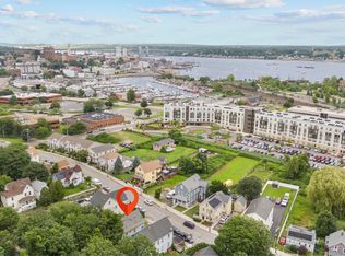 173 Shaw St, New London, CT 06320