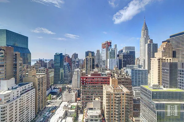 Rented by Halstead Real Estate | media 31