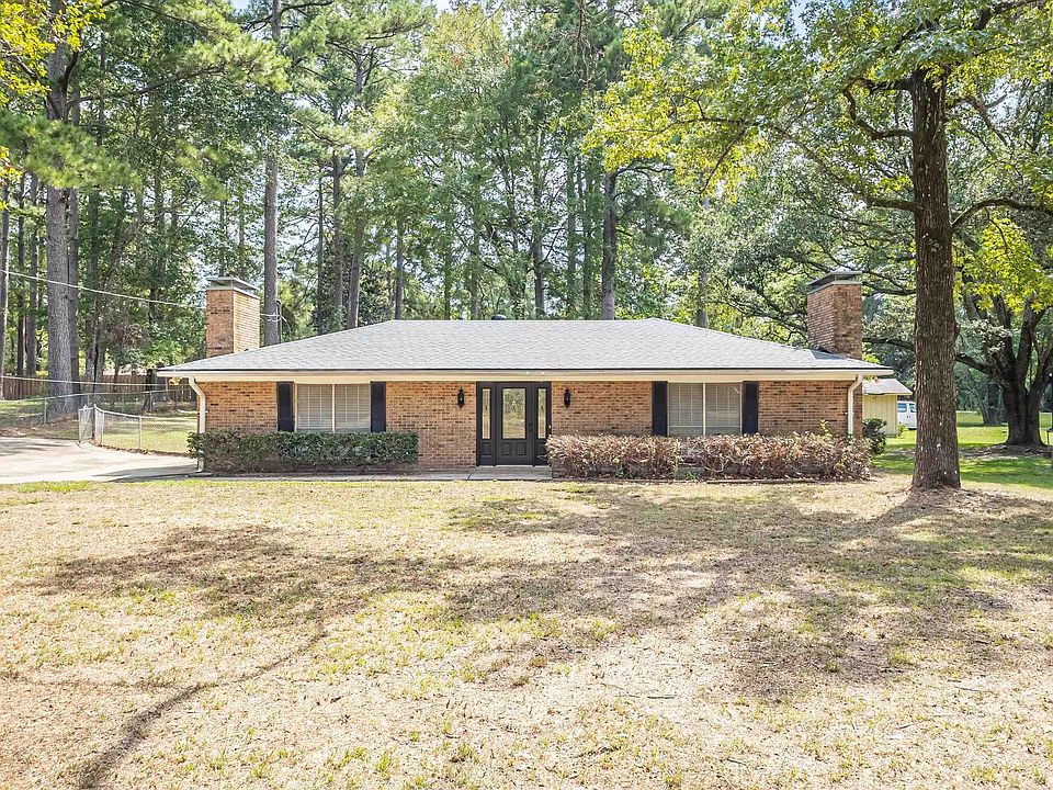 1st image of 3105 Lakeview Pl