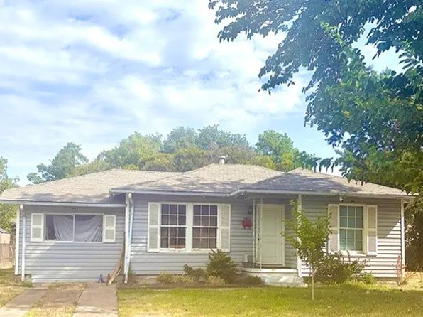 1007 E Russell Ave, Carrollton, TX 75006